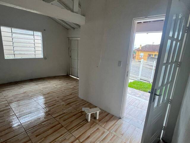 #014 - Casa para Venda em Montenegro - RS - 2