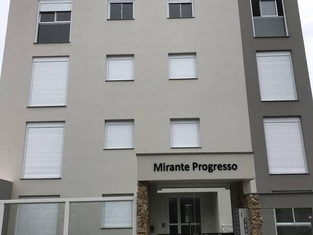 #683 - Apartamento para Venda em Montenegro - RS - 1